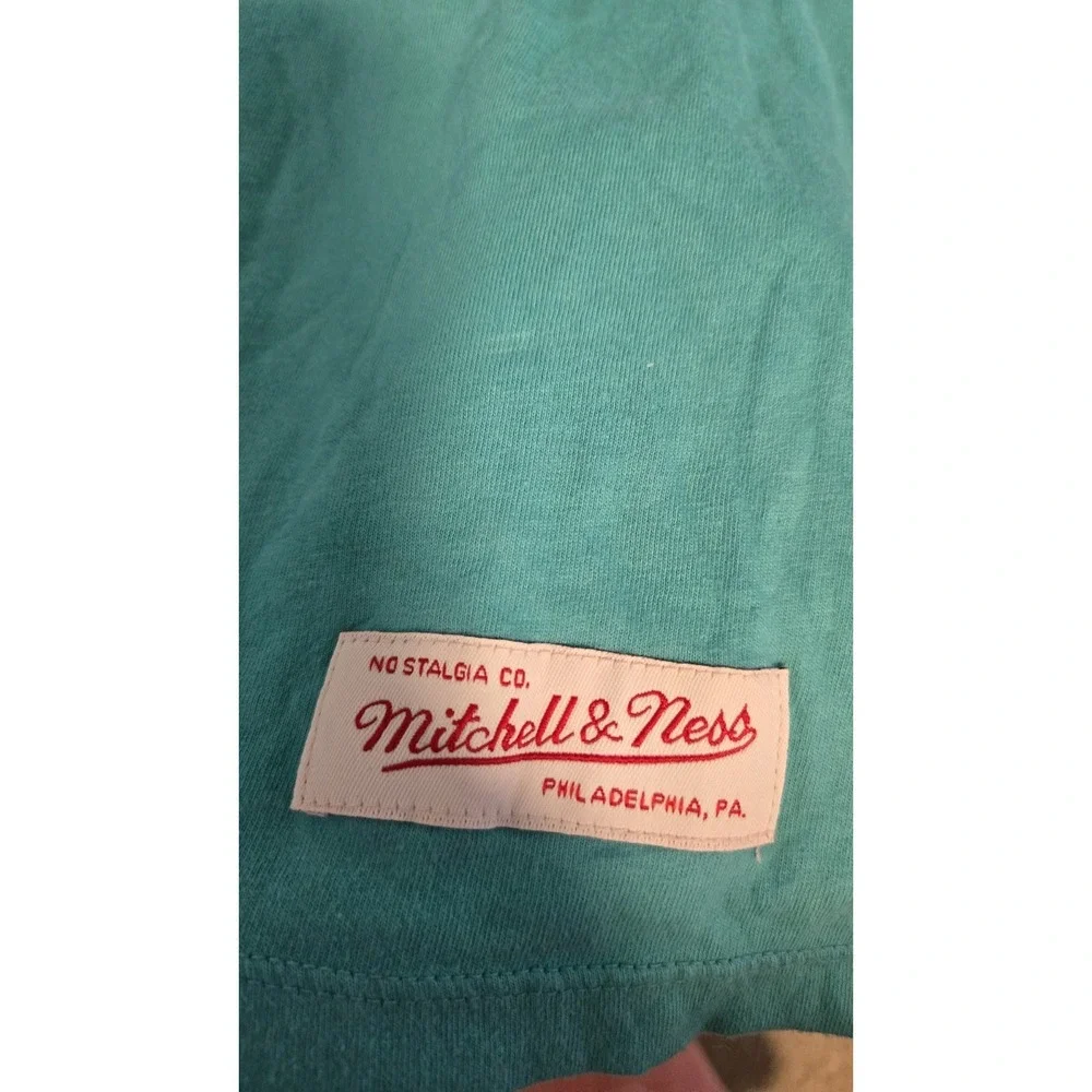 Mitchell & Ness Vancouver Grizzlies Colorblock Pocket Tee XXL NBA Throwback